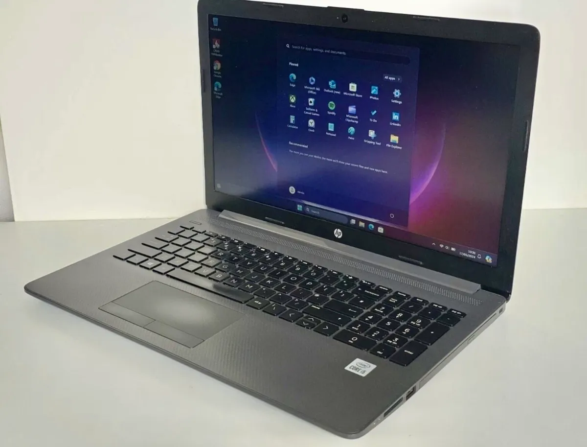 HP Pavilion 15 - Image 3