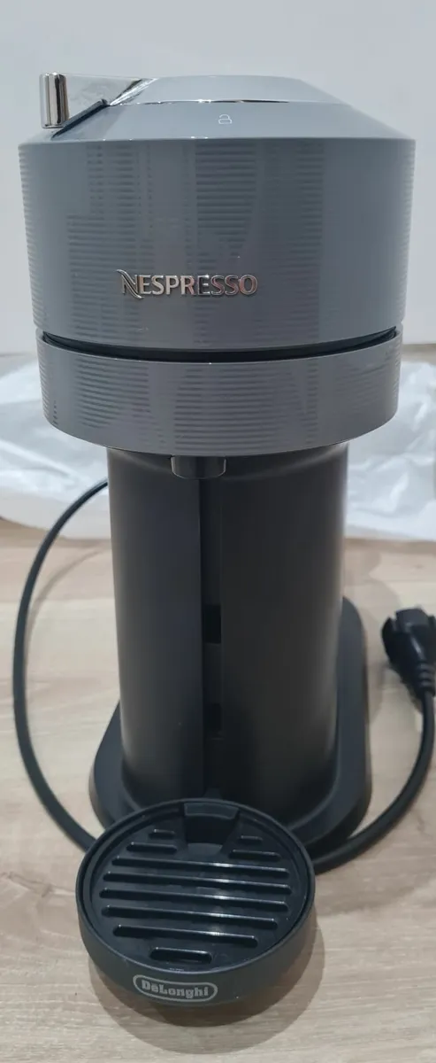 Delonghi Nespresso vertuo Coffee Machine | - Image 3