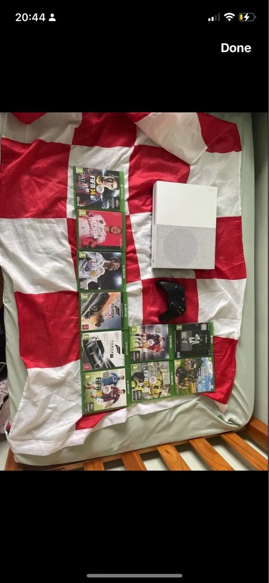 Xbox 1 s 1 terabyte - Image 1