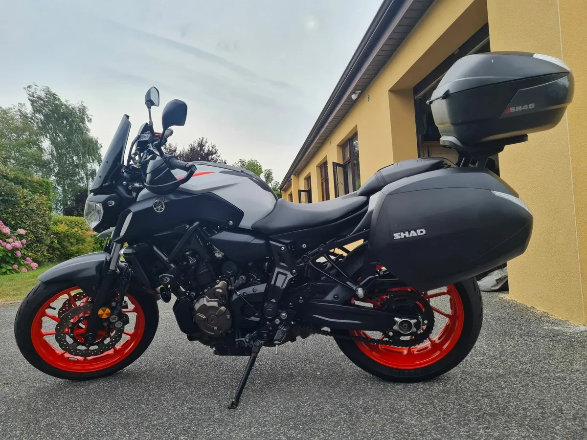 YAMAHA MT07 2020 - Image 2