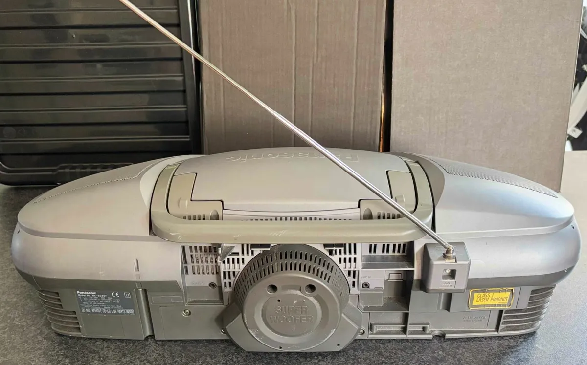 Panasonic RX-ED707 Cobra CD Boombox Ghettoblaster - Image 4