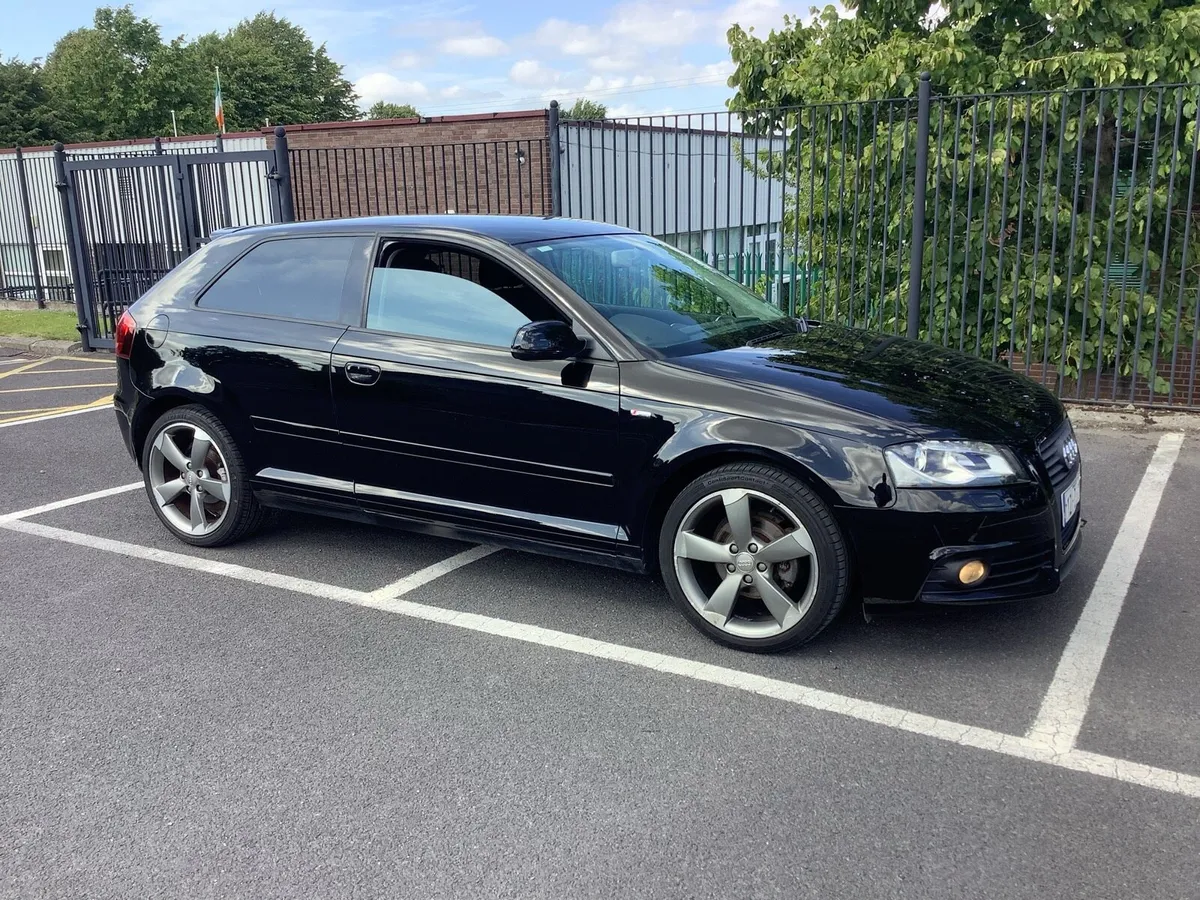 AUDI A3 S-LINE 1.2 TFSi ‘ NCT’d / FULL SERV HIS/ - Image 1