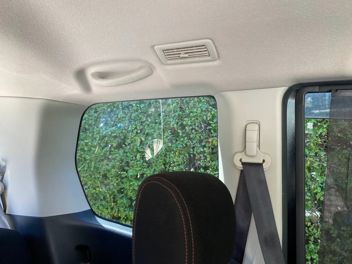 Nissan Serena 2013 - Image 4
