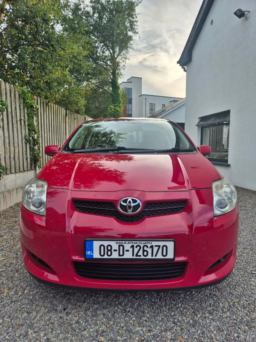 Toyota Auris 2.0 D4D Low Mileage - Image 1