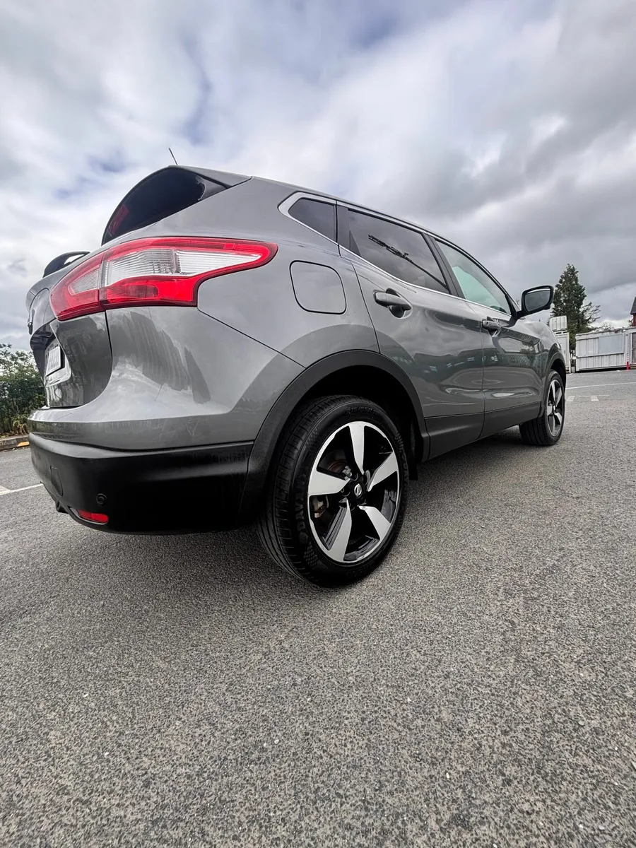 Nissan Qashqai 2017 - Image 2