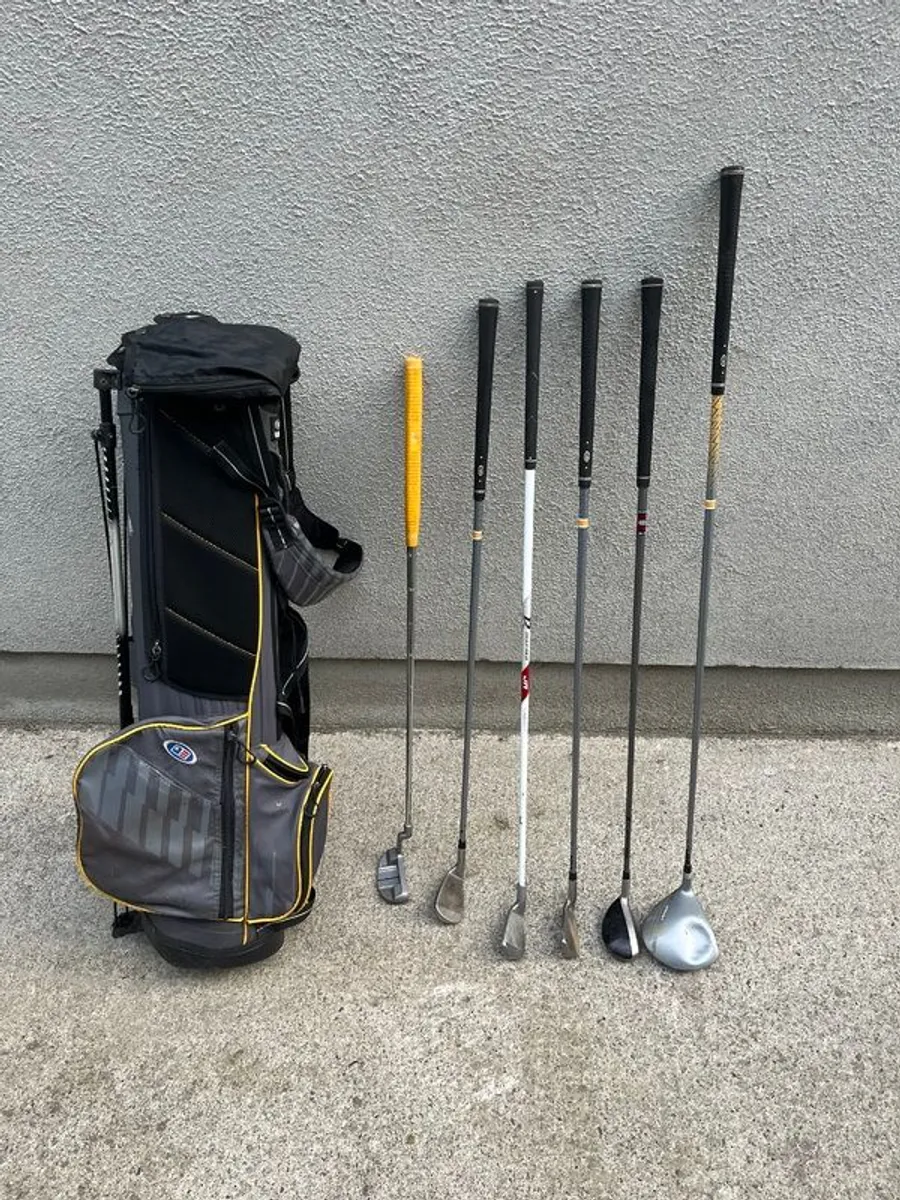 Kids Golf Clubs - Image 1