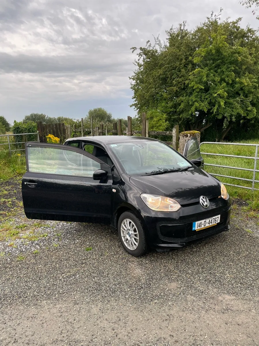 Volkswagen up - Image 1