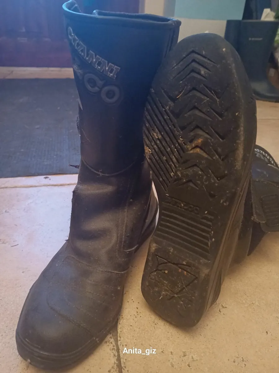 Motorbike boots - Image 2