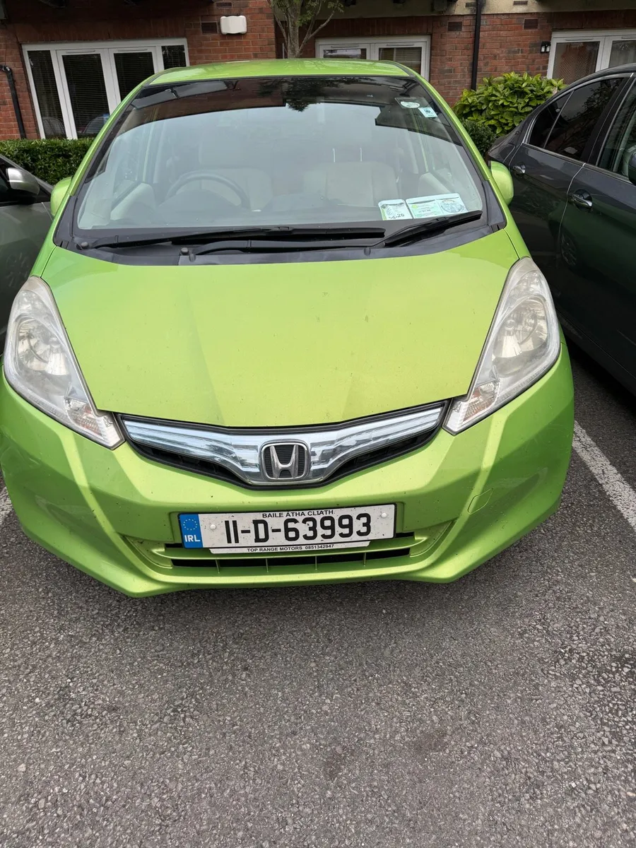 Car - Image 1