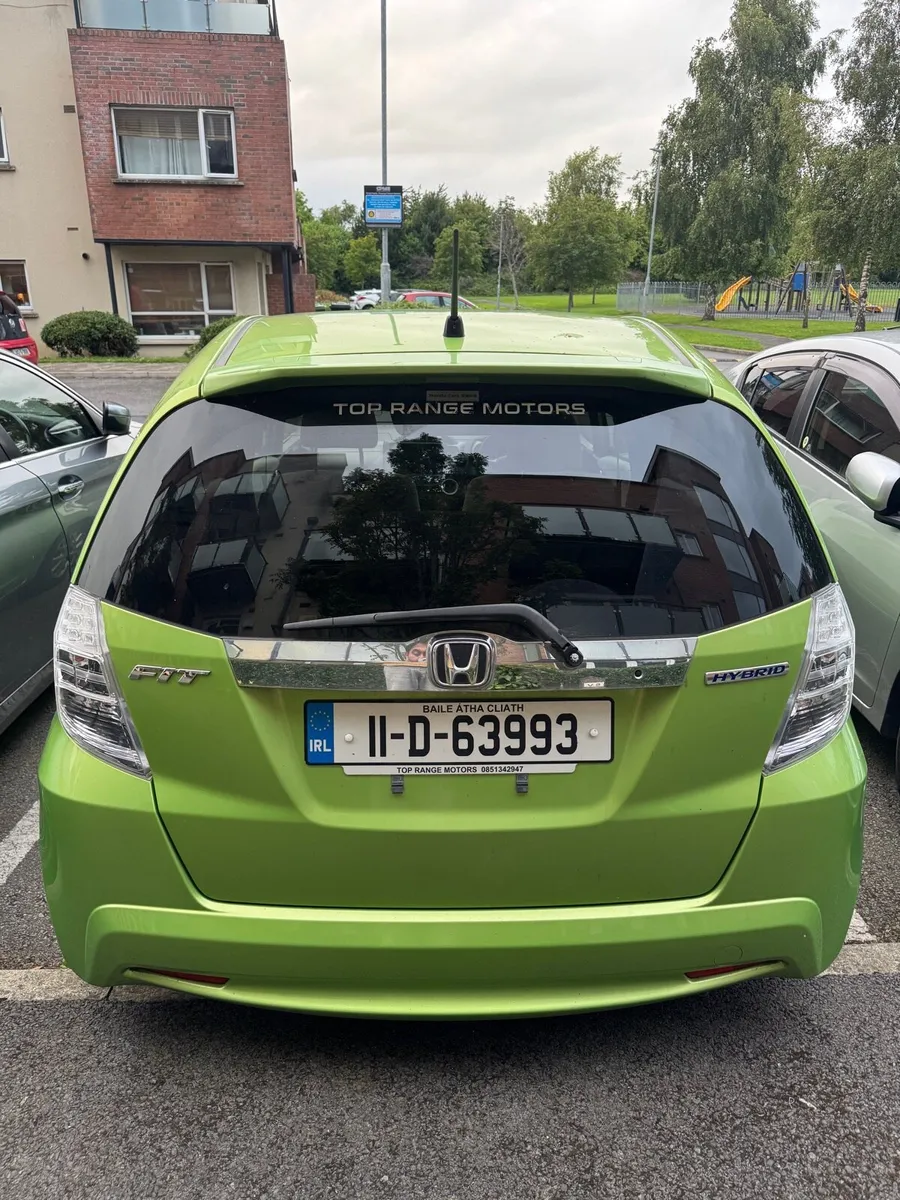 Car - Image 4