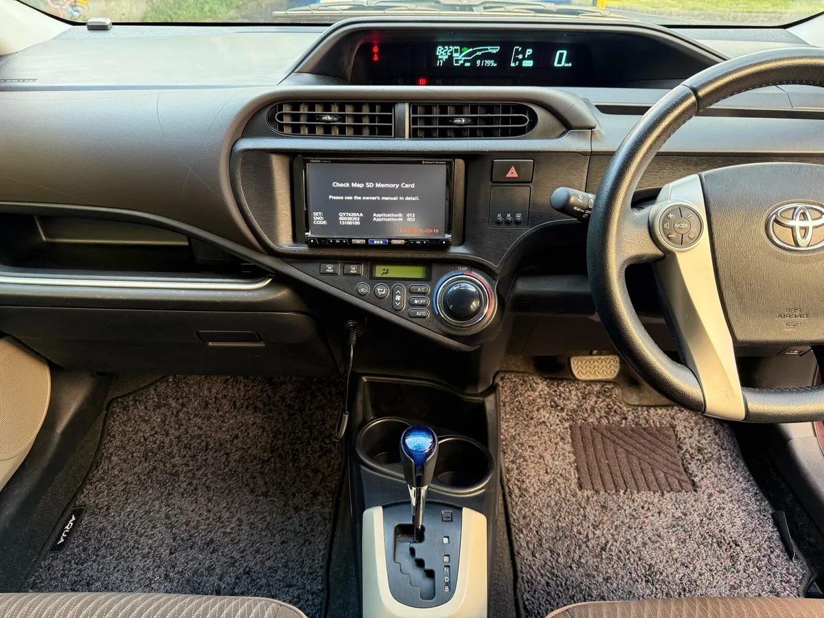 Toyota Aqua - Image 4