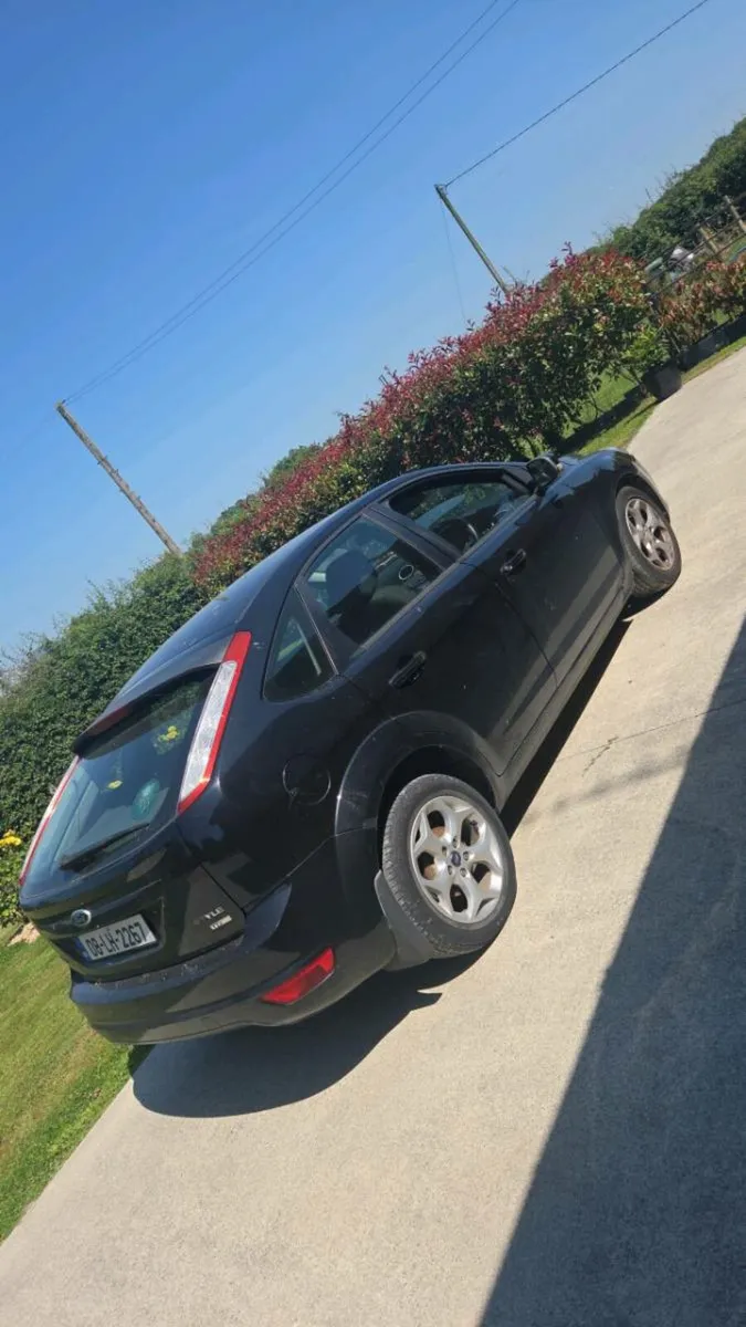 Ford focus - Image 2