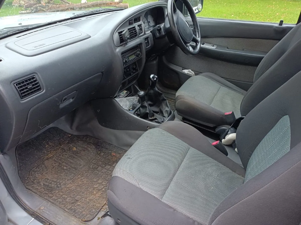 Ford Transit Connect 2006 - Image 4