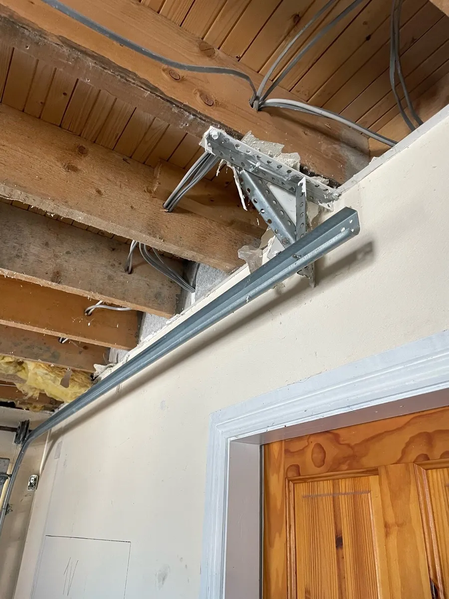 Garage Door - Image 4