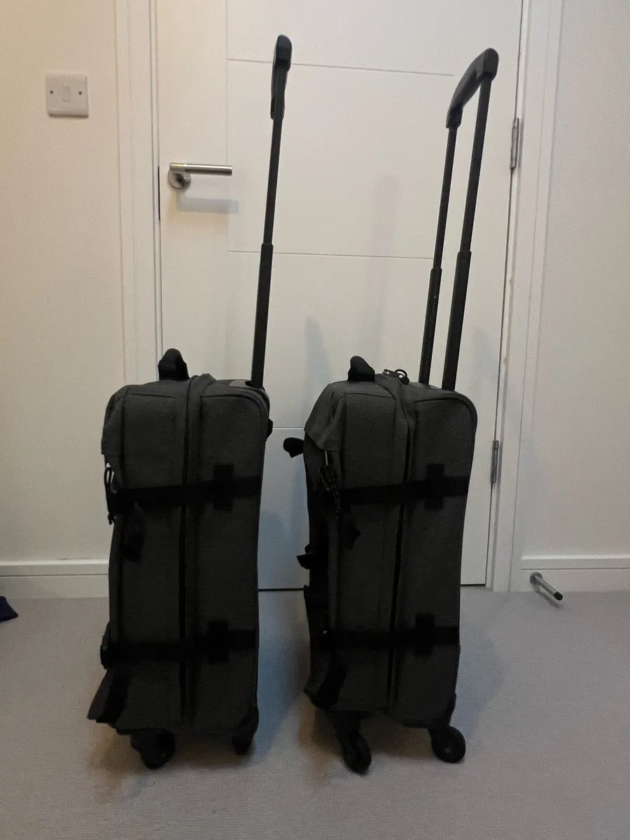 Eastpak TRANS4 suitcases - Image 3