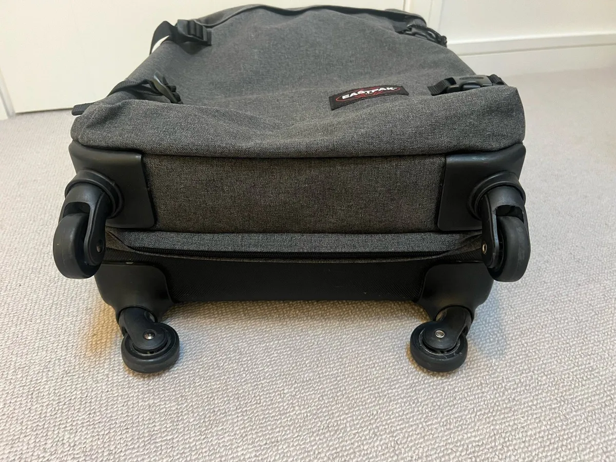 Eastpak TRANS4 suitcases - Image 4