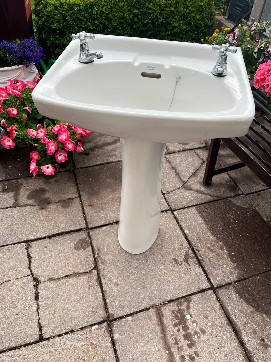 Sink - Image 1
