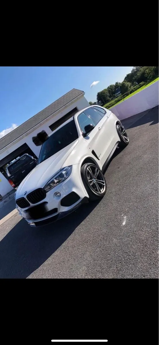 Car - Image 1