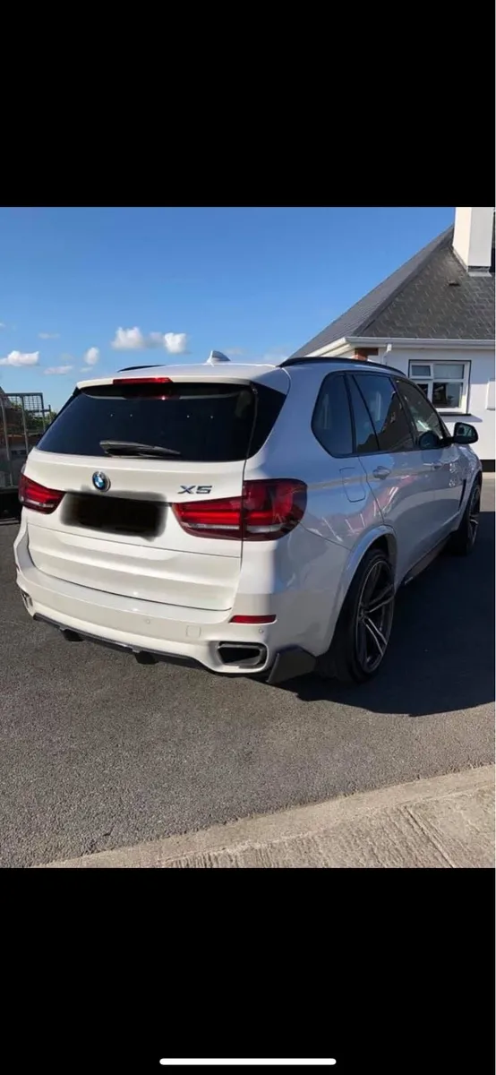 Car - Image 2