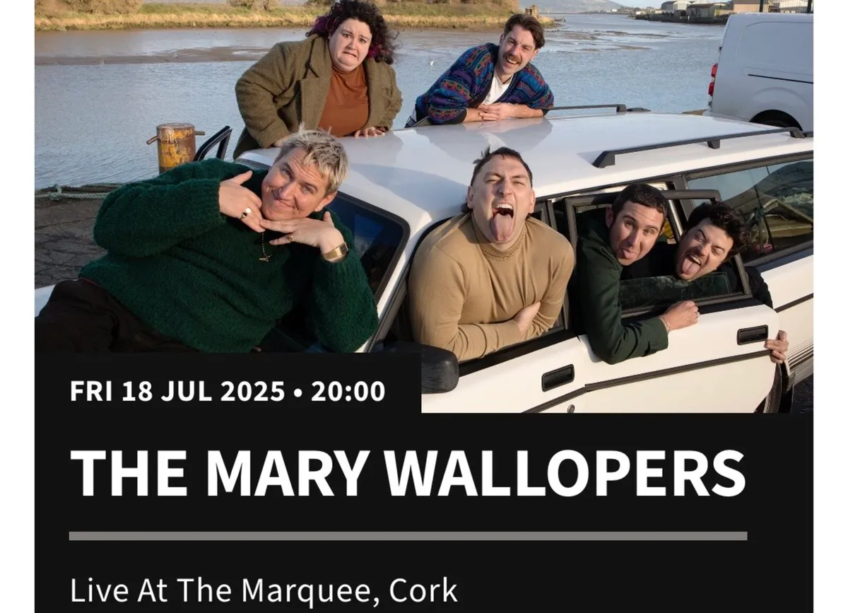 The Mary Wallopers Cork x 1 Standing