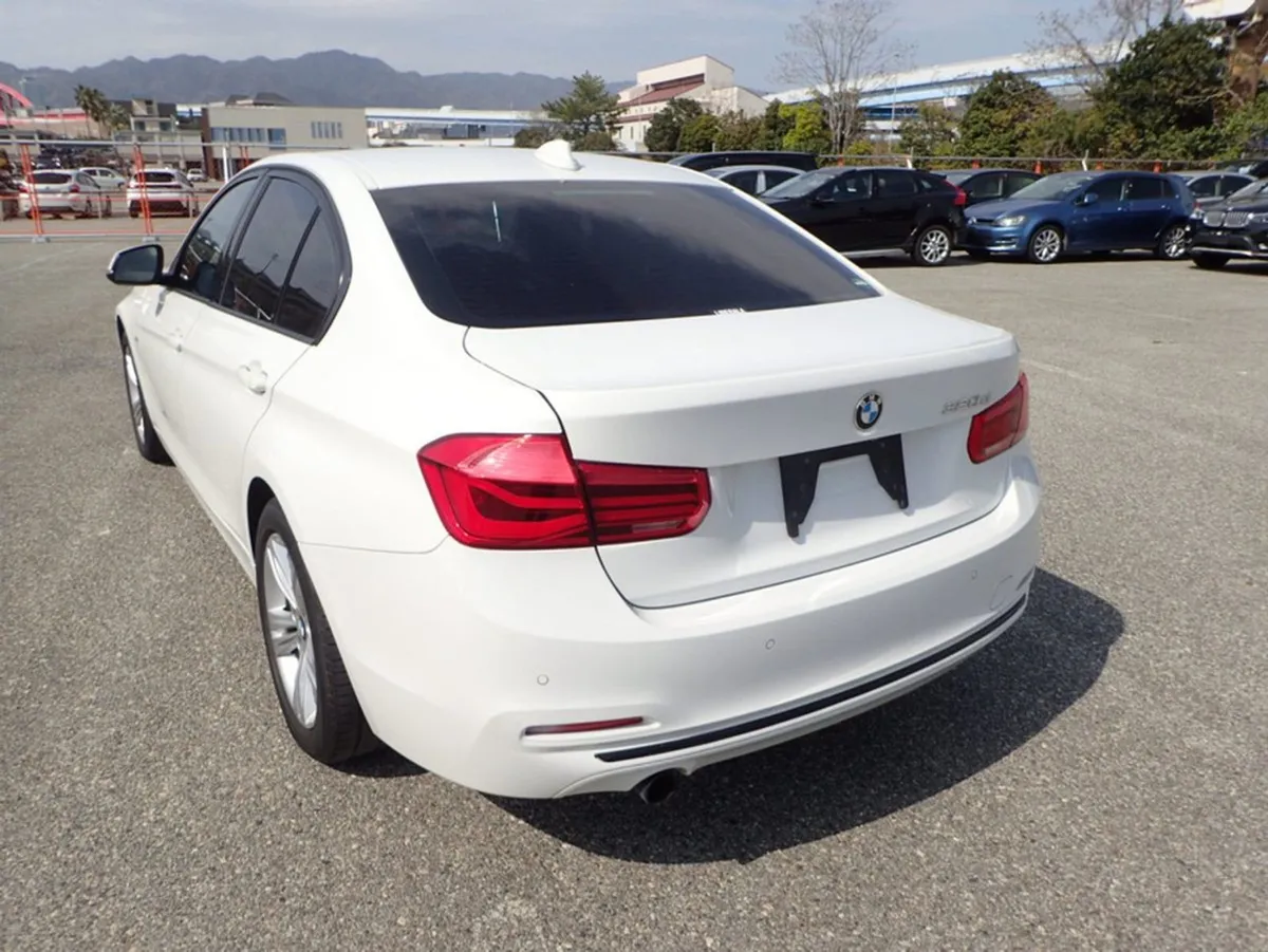 BMW 3 Series 320D Sport 2.0 Diesel Automatic // L - Image 3