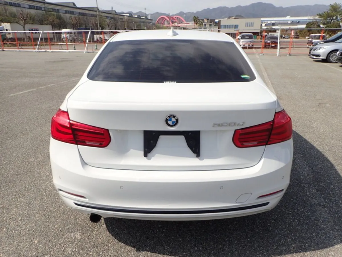 BMW 3 Series 320D Sport 2.0 Diesel Automatic // L - Image 4