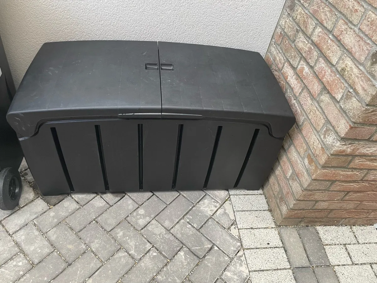 Storage box - Image 1