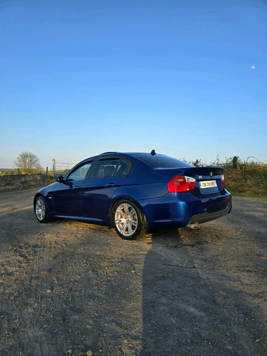 Bmw 320d  M-sport - Image 4