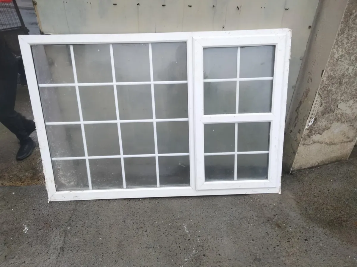 WHITE GEORGIAN PVC WINDOW