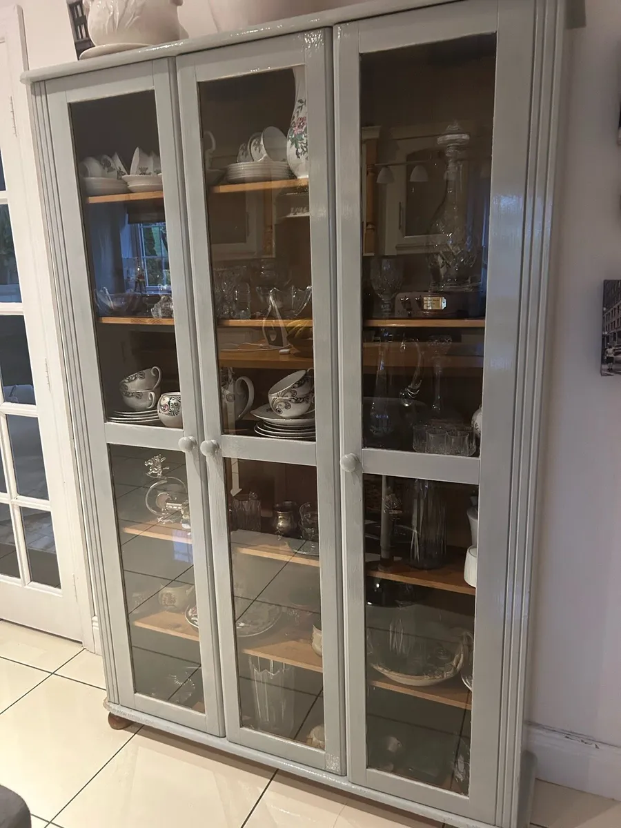 Kitchen display unit - Image 1
