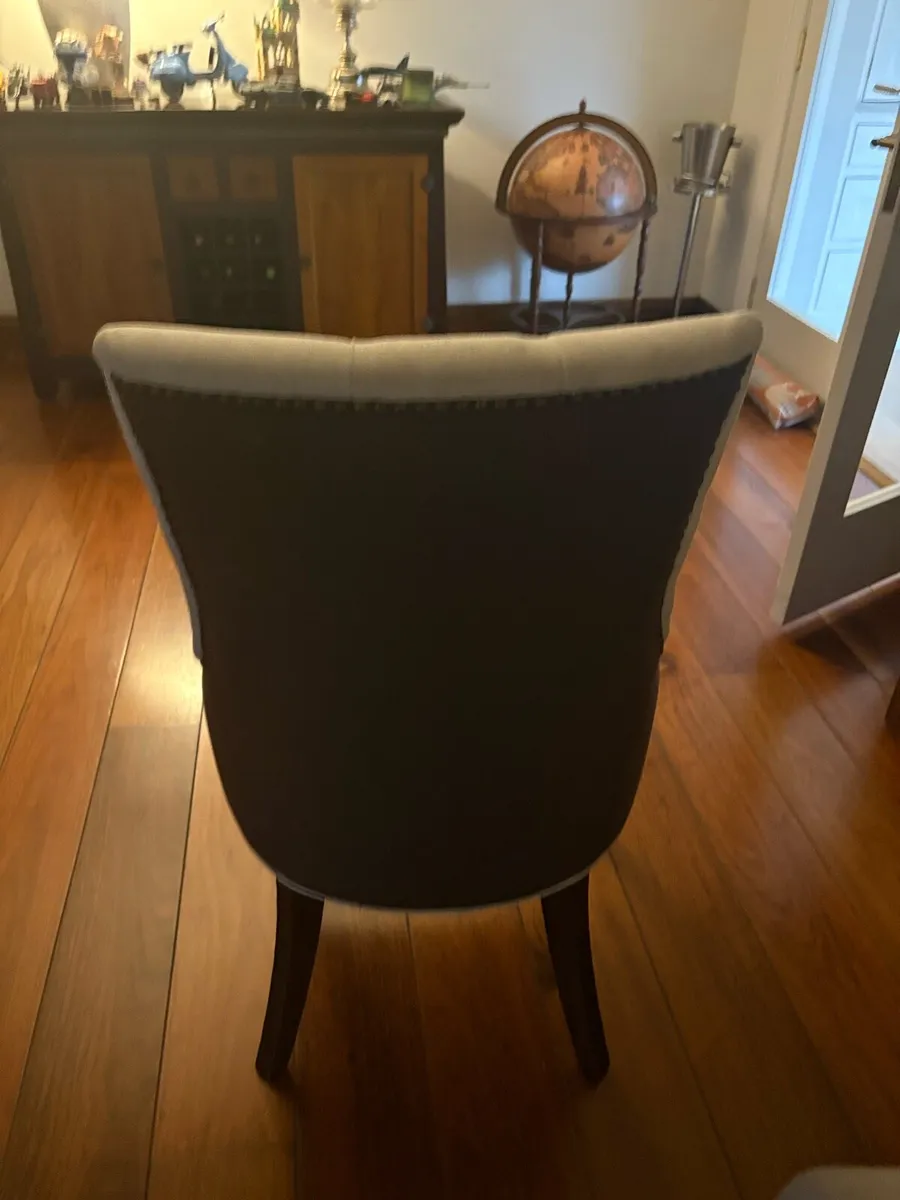 Dining room chairs - Image 3