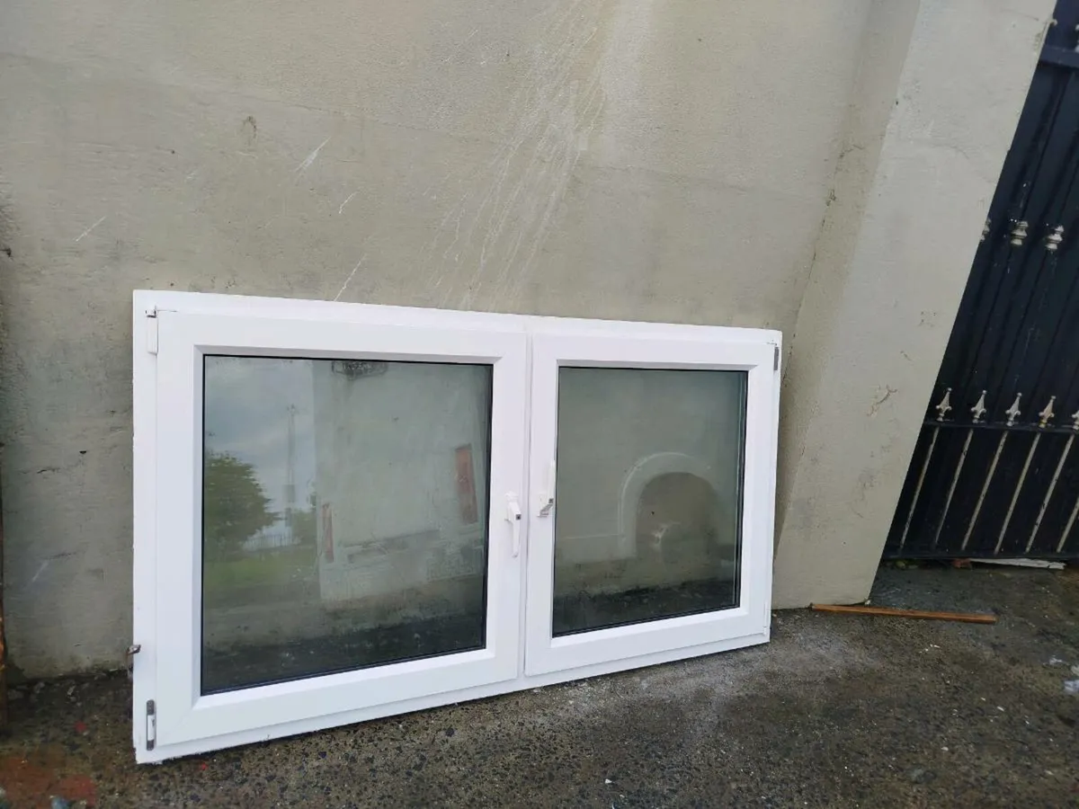 WHITE PVC WINDOW