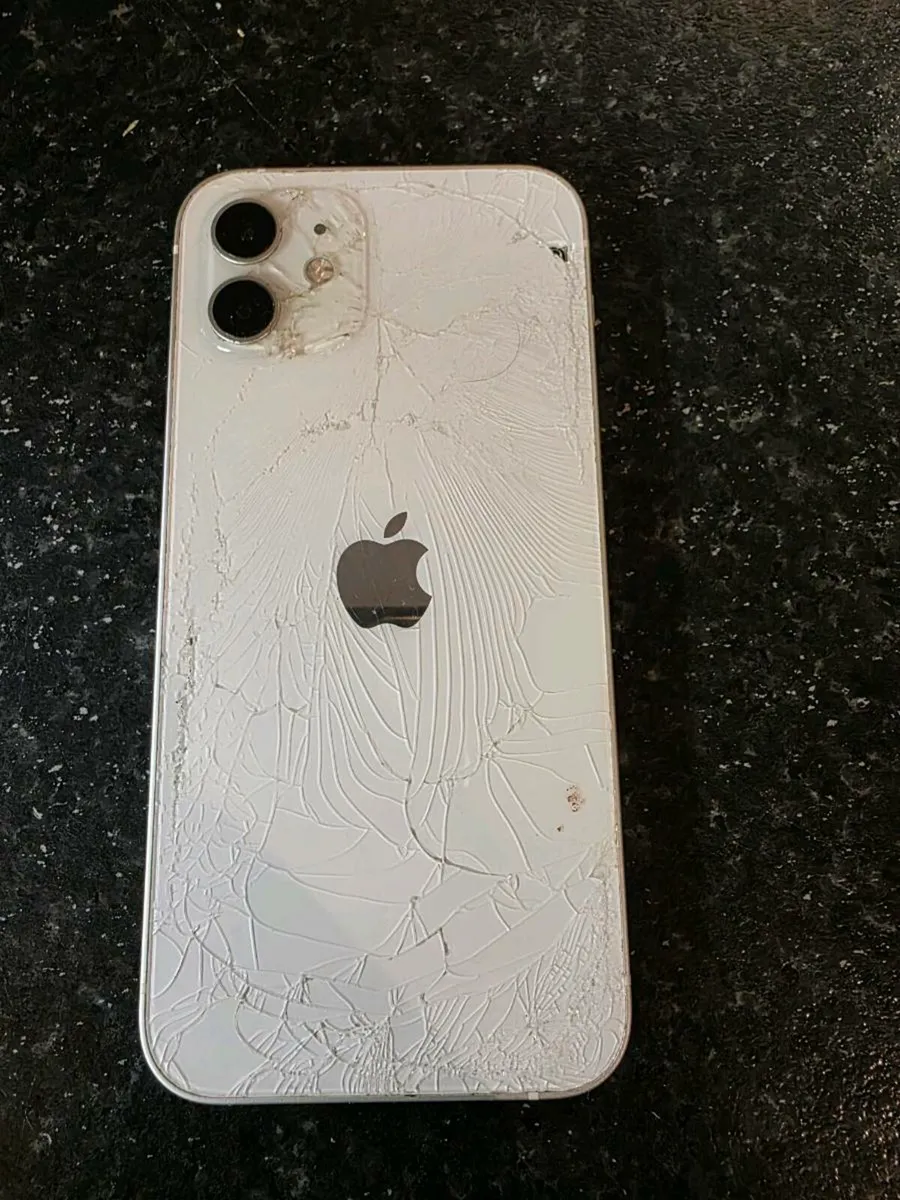 IPhone 12 - Image 2