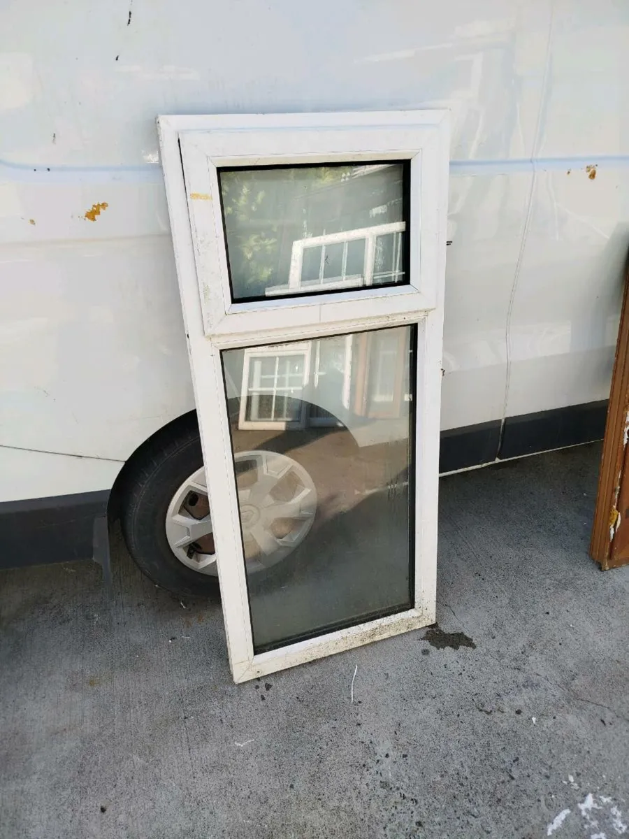 WHITE PVC WINDOW