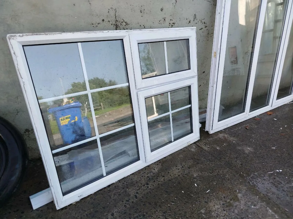 WHITE GEORGIAN PVC WINDOW
