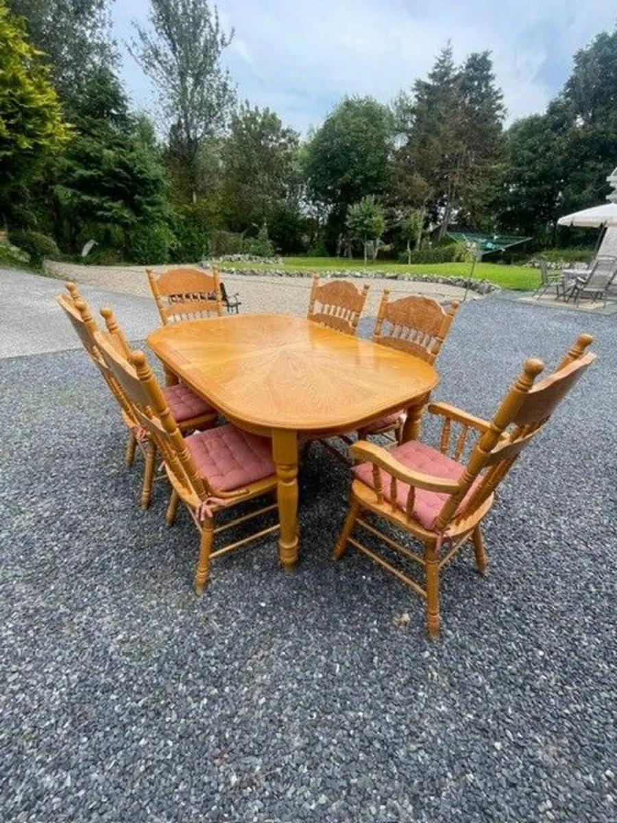 Kitchen/Dining table & chairs - Image 1
