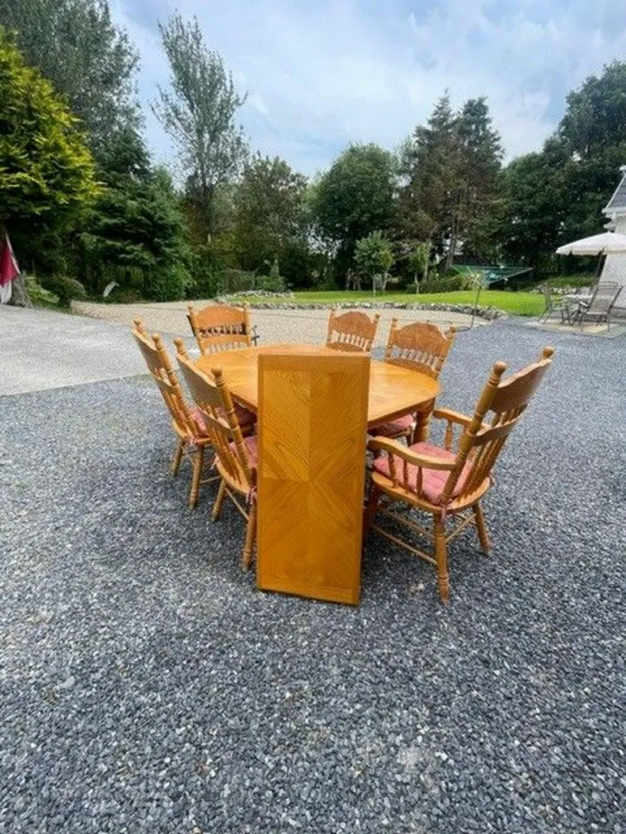 Kitchen/Dining table & chairs - Image 2