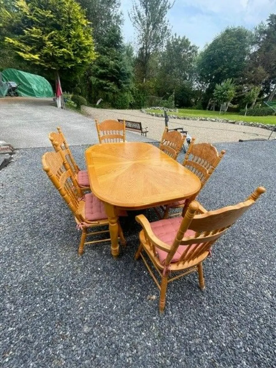 Kitchen/Dining table & chairs - Image 3