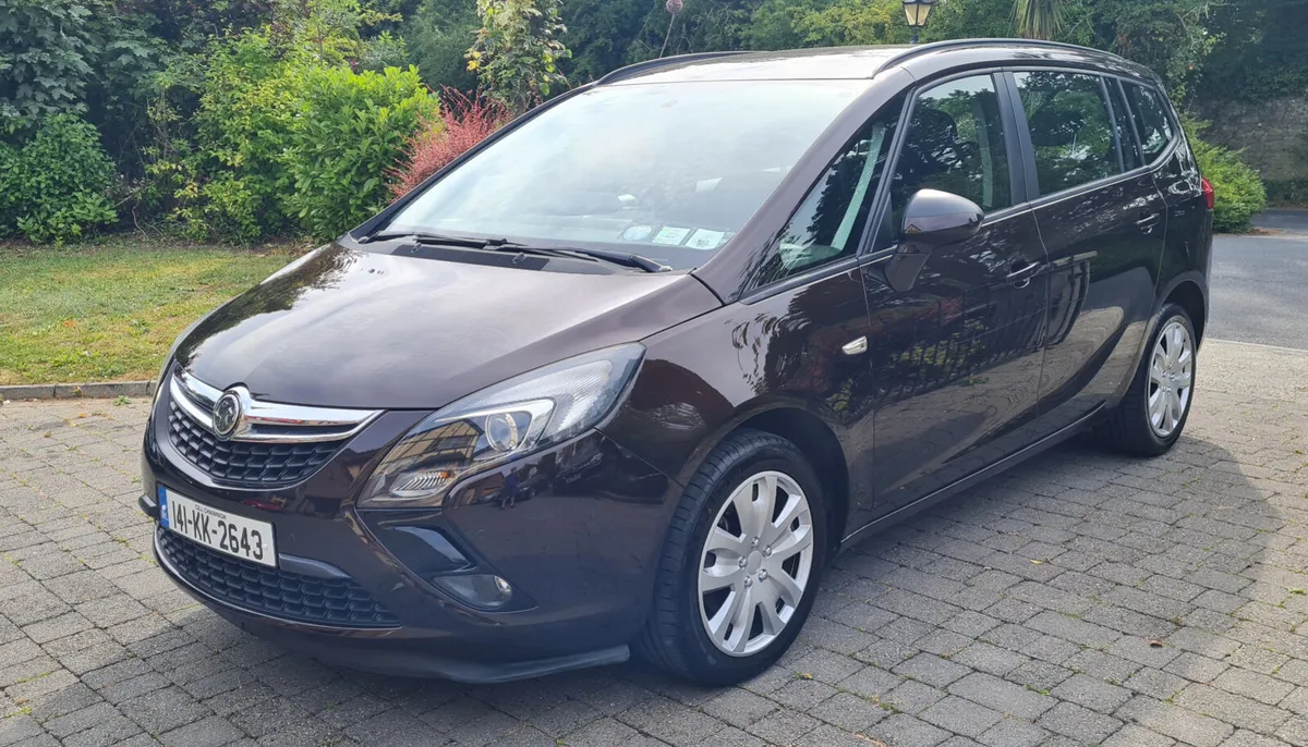 Vauxhall Zafira Tourer 1.4 L Petrol 7-Seater 2014 - Image 2