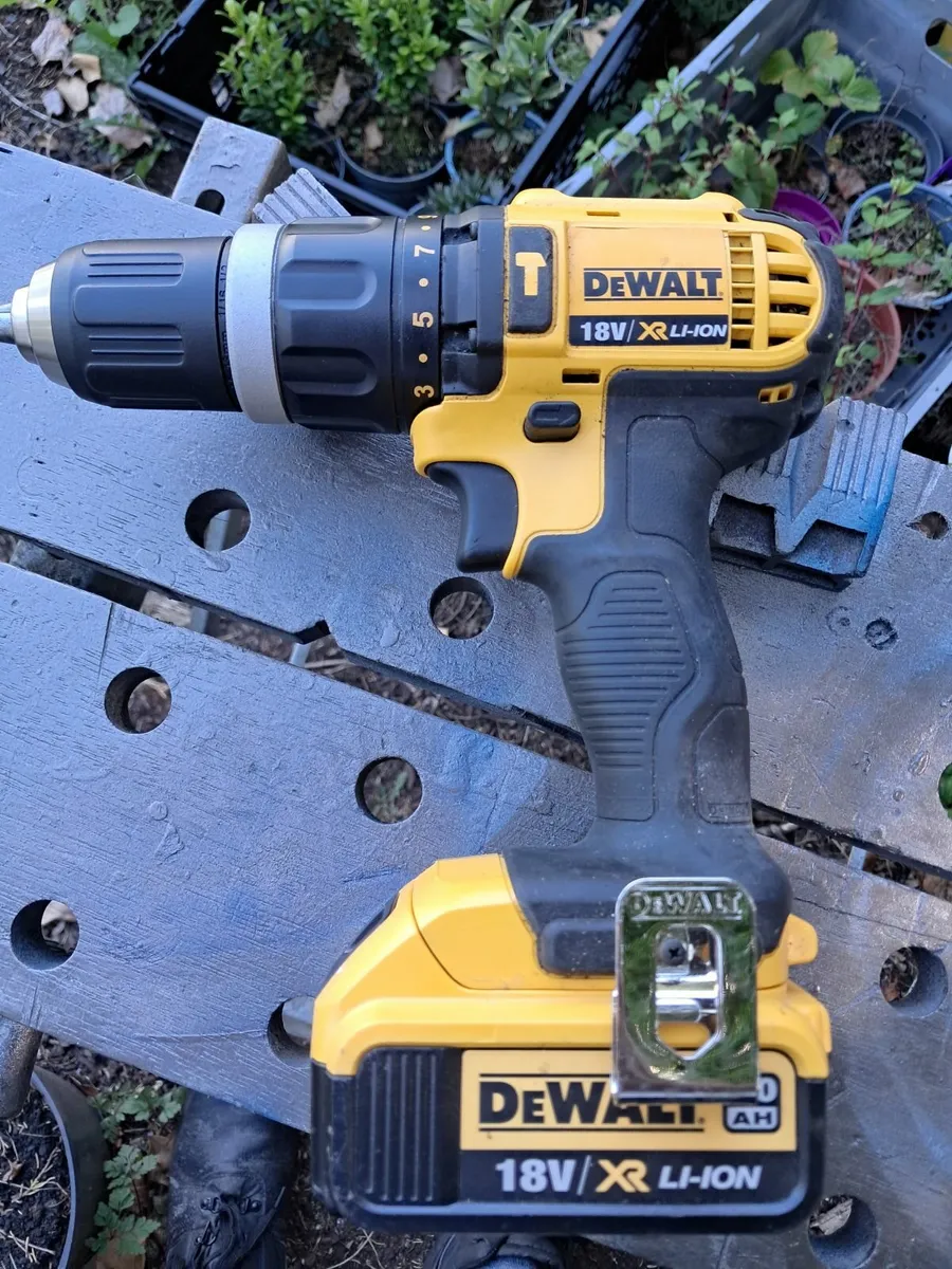 DeWalt Cordless Power Tools. Drill, Saw, Blades - Image 1