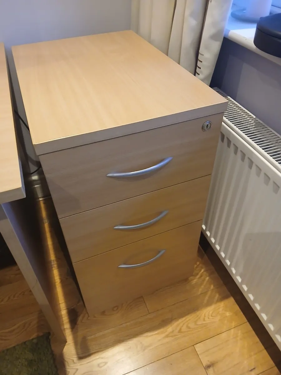 Free office desk, pedestal and wooden bookcase - Image 2