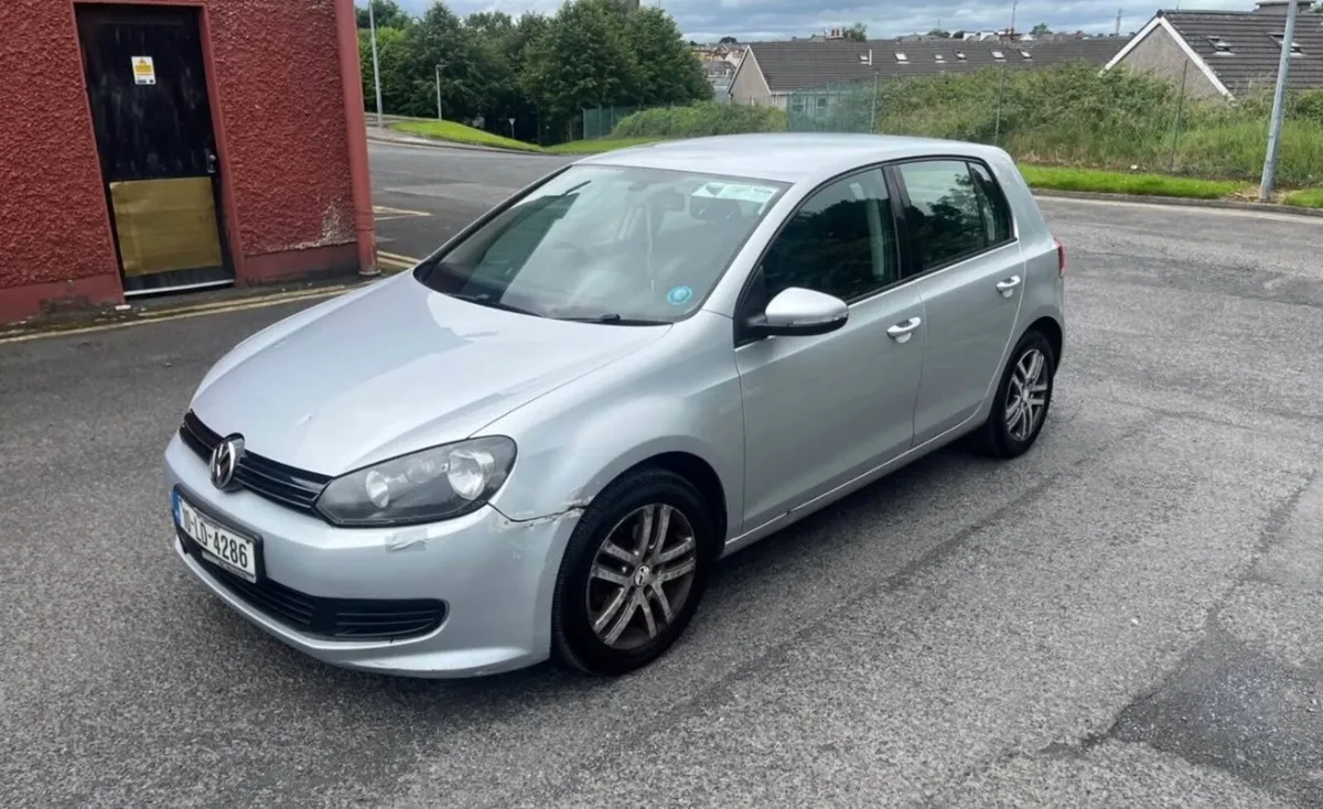 2010 Volkswagen Golf 1.6 Tdi - Image 2