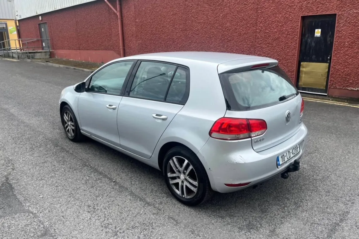 2010 Volkswagen Golf 1.6 Tdi - Image 3