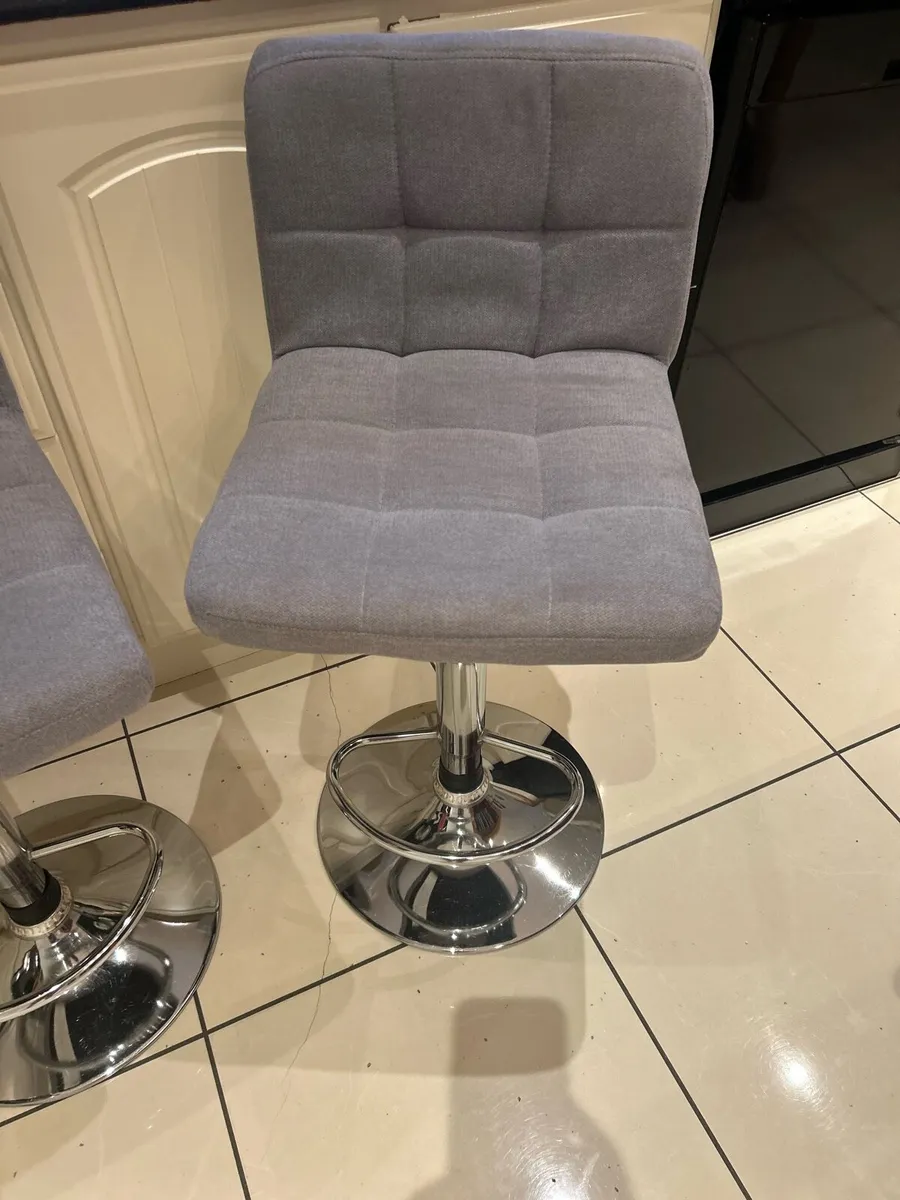 Bar stools - Image 3
