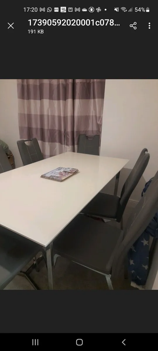 Dining table - Image 2