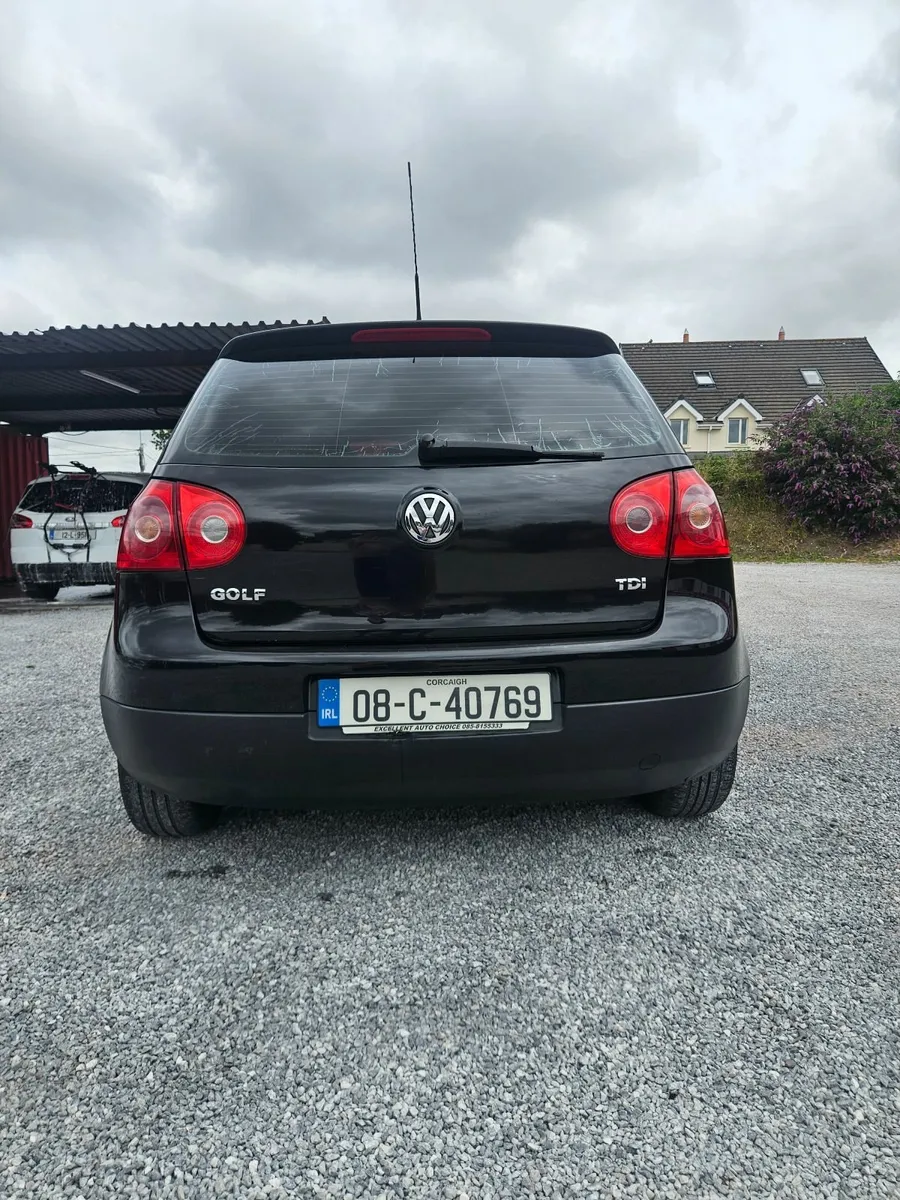 Volkswagen Golf 2008 - Image 2