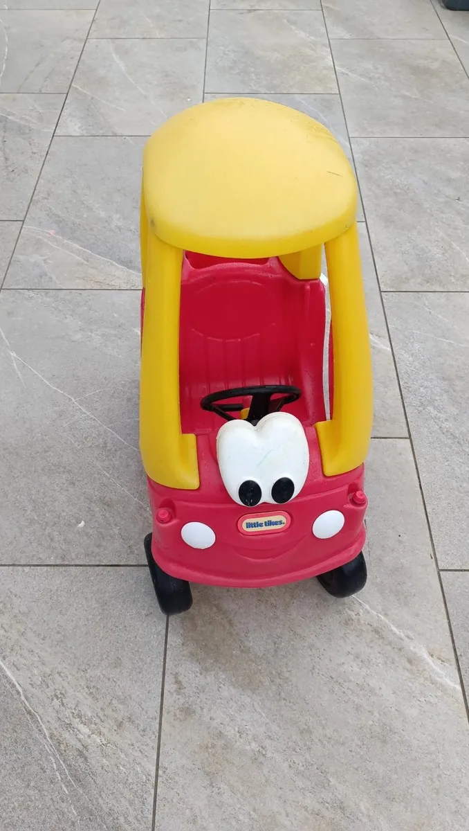 Little tikes cozy coupe