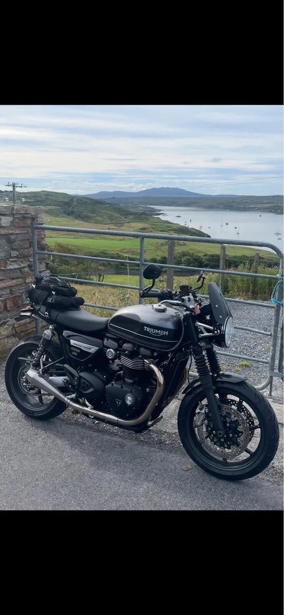 Triumph Speed Twin 1200 2021 - Image 2