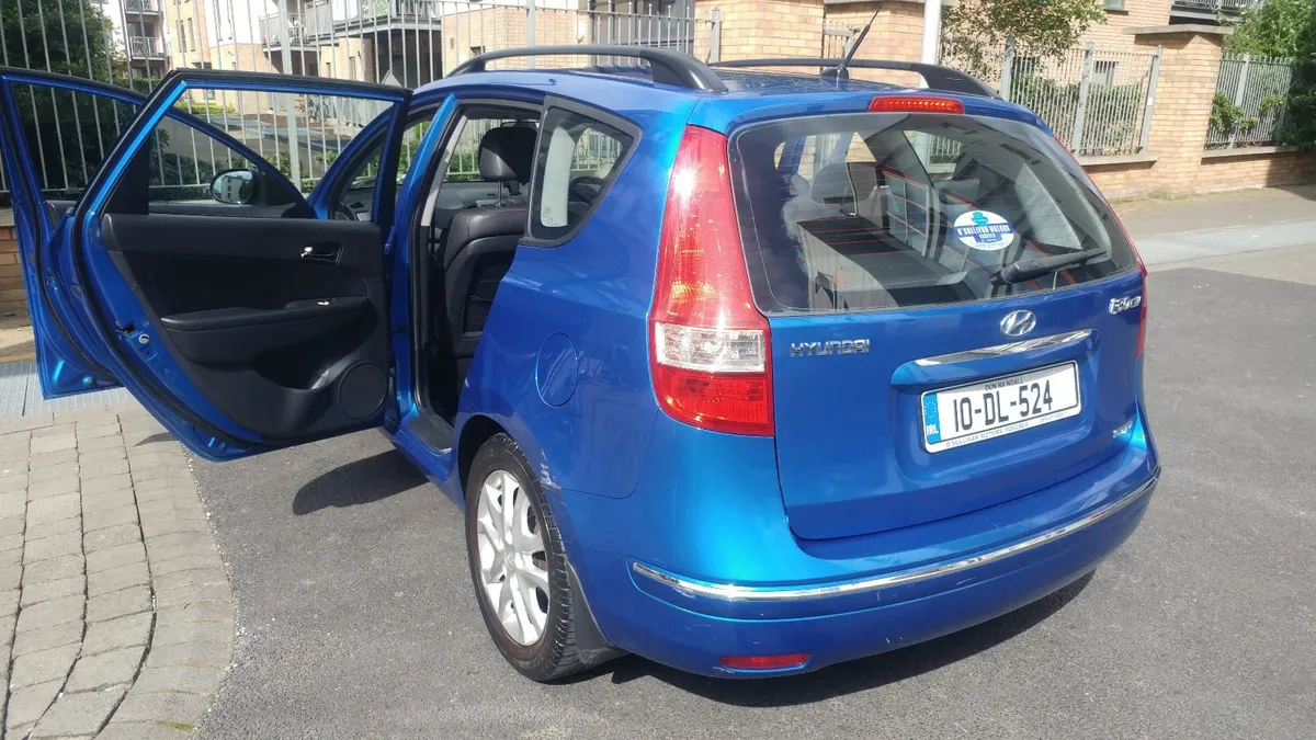 Hyundai i30 2010 - Image 3