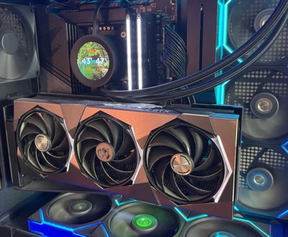 NVIDIA GeForce RTX 4070 Ti MSI SUPRIM x 12GB GDDR6 - Image 1